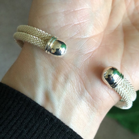 Vintage 80s sterling mesh knot cuff bracelet adjustable one size fits all - Picture 2 of 9